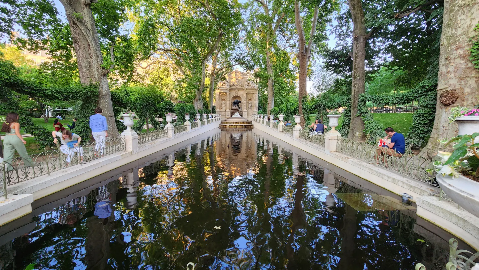 Medici Fountain