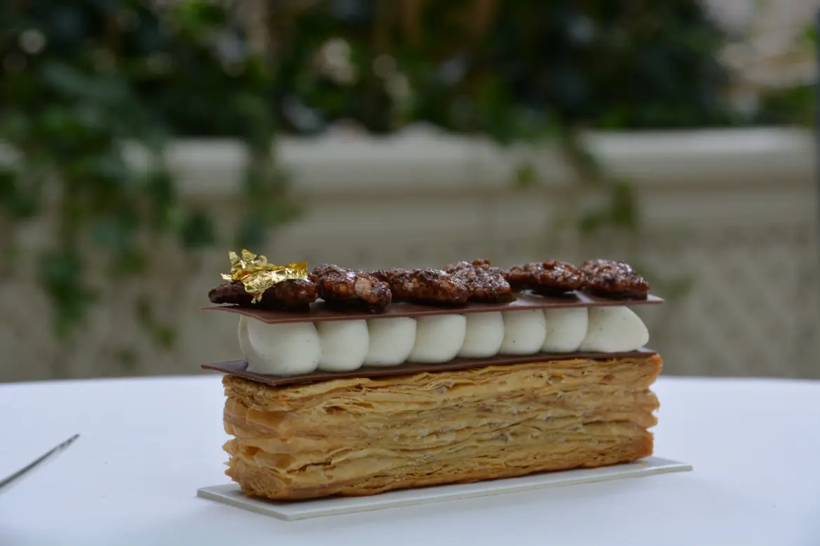 Le millefeuille de François Perret, Ritz Paris, Place Vendôme, Paris, France