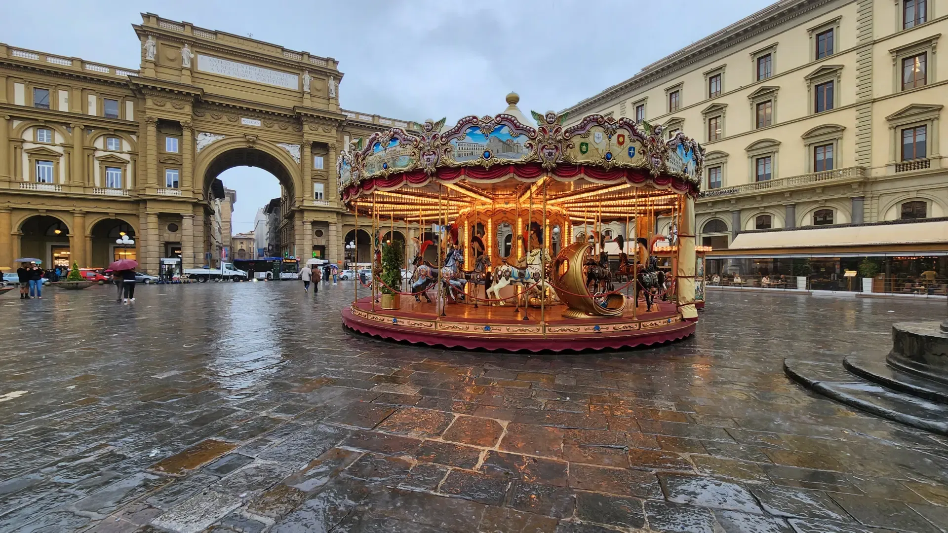 Piazza della Repubblica, Florence