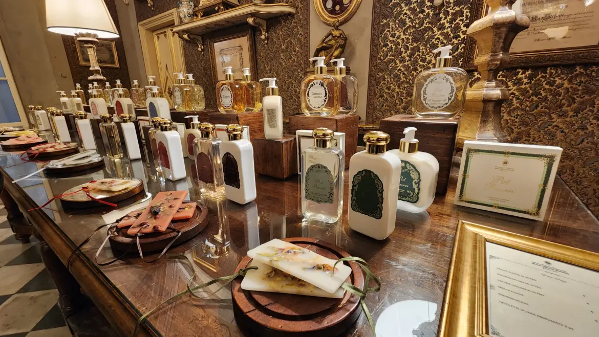 Sales Room, Officina Profumo-Farmaceutica di Santa Maria Novella, Florence