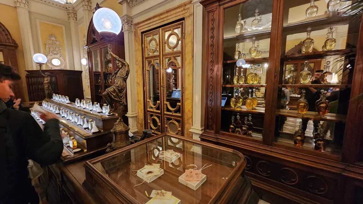 Sales Room, Officina Profumo-Farmaceutica di Santa Maria Novella, Florence