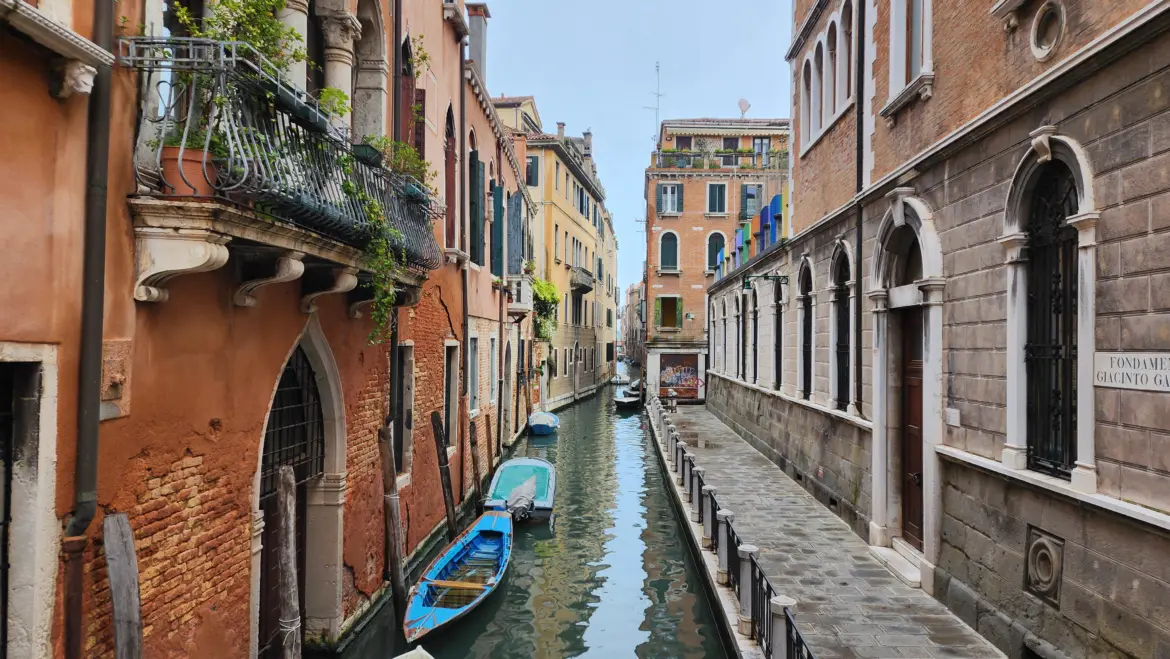 Hidden Canals & Side Streets, Venice