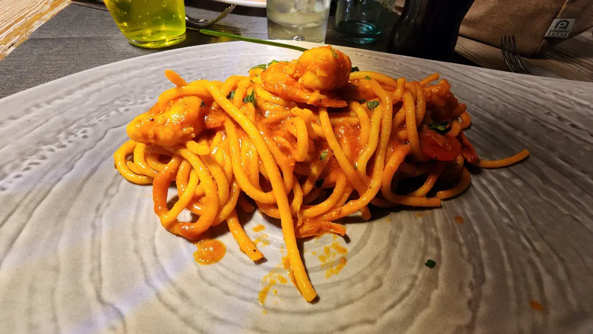 Spaghetti with Tomato Sauce and Shrimp, Spaghetteria Pizzeria 6342 A Le Tole, Venice