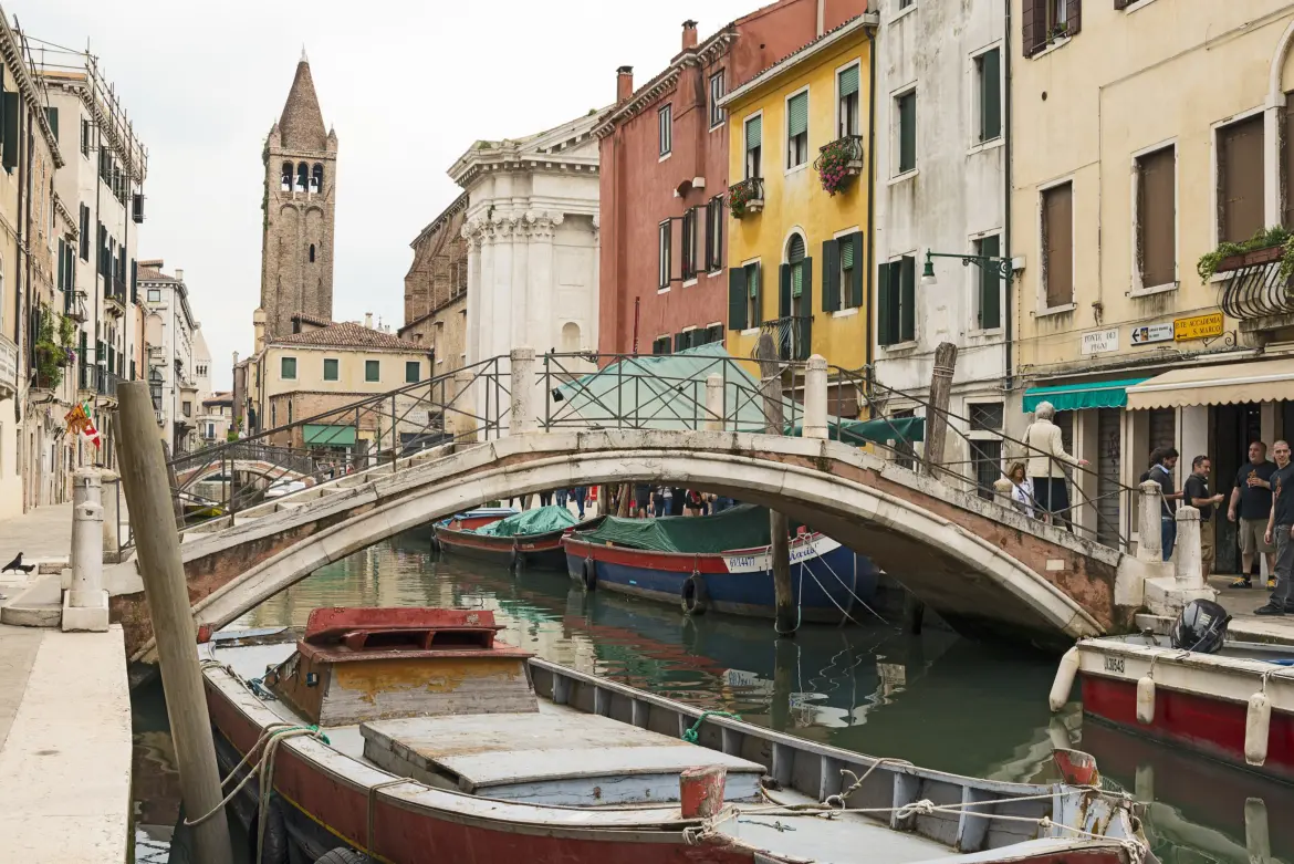 Ponte dei Pugni, Venice