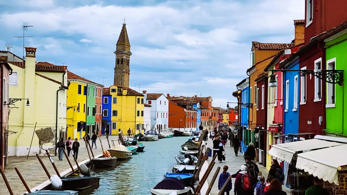 Leaning Bell Tower of Burano (Il Campanile Storto), Venetian Lagoon, Italy