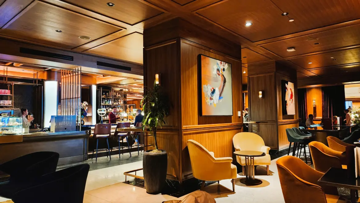 Reign Bar, Fairmont Royal York, Toronto, Canada