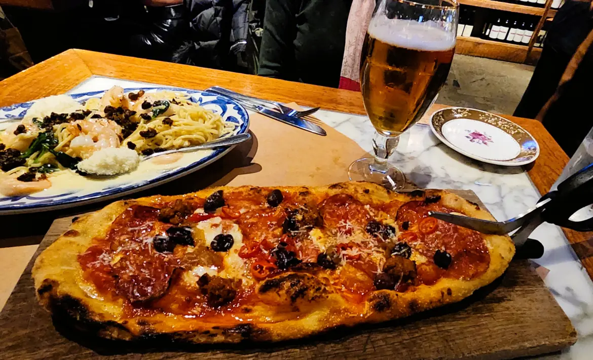 Scaddabush Italian Kitchen & Bar, Toronto, Canada