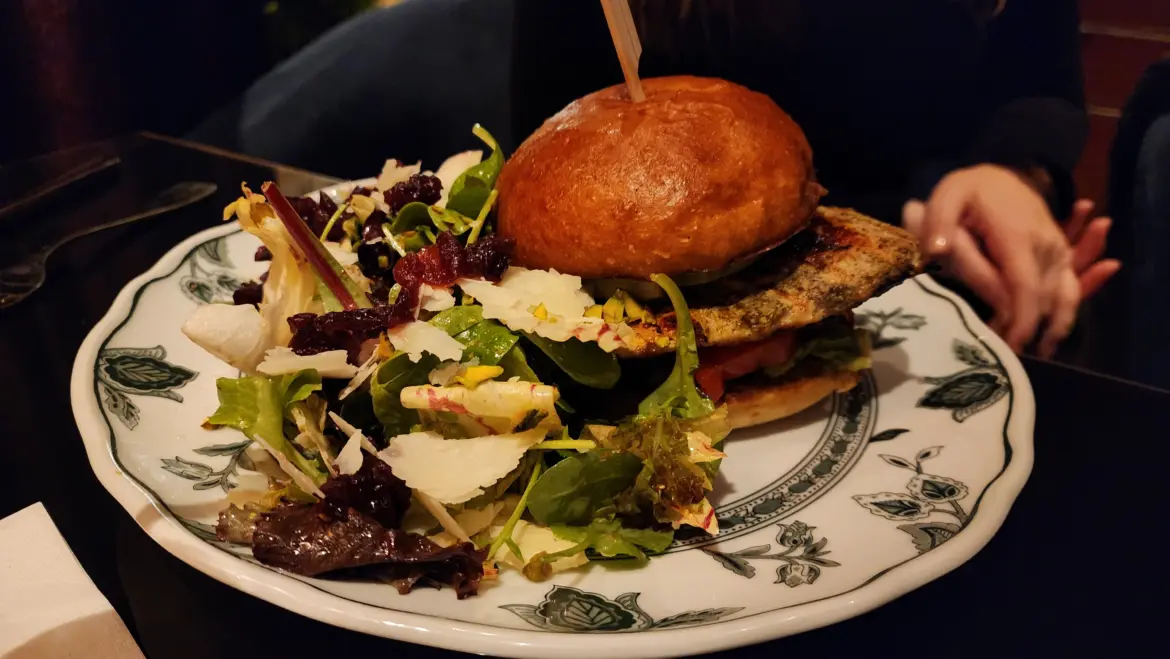 Chicken Burger, Fairmont Royal York, Toronto, Canada