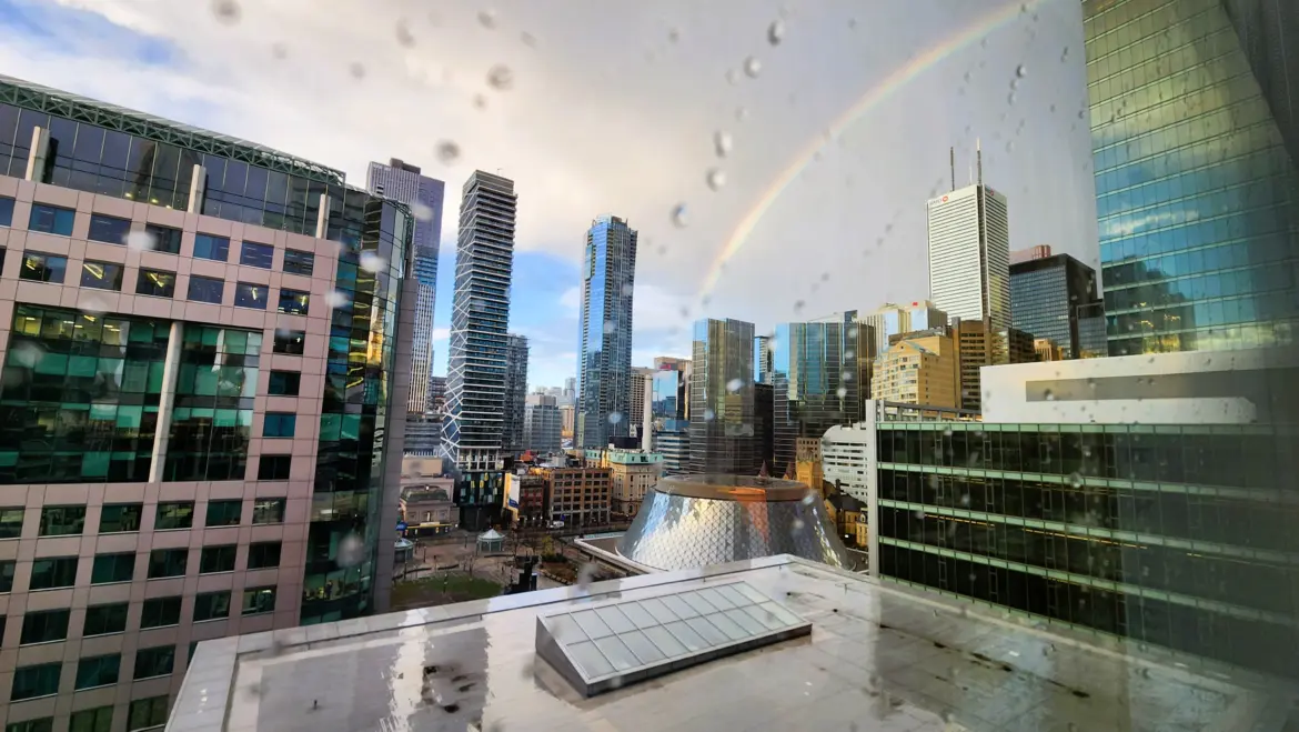 City View, One Bedroom Corner Suite, Ritz Carlton Toronto, Canada