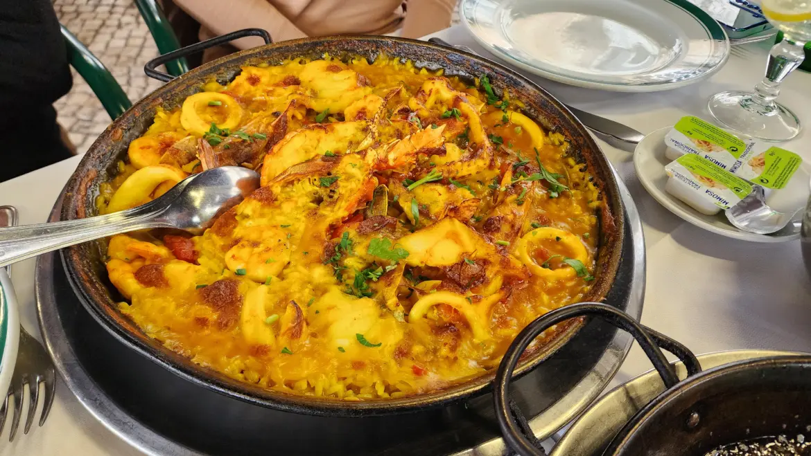 Paella Pinoquio, Pinoquio restaurant, Lisbon, Portugal