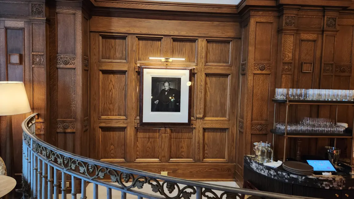 Winston Churchill, ‘The Roaring Lion’, Zoe’s Lounge, Fairmont Château Laurier, Ottawa