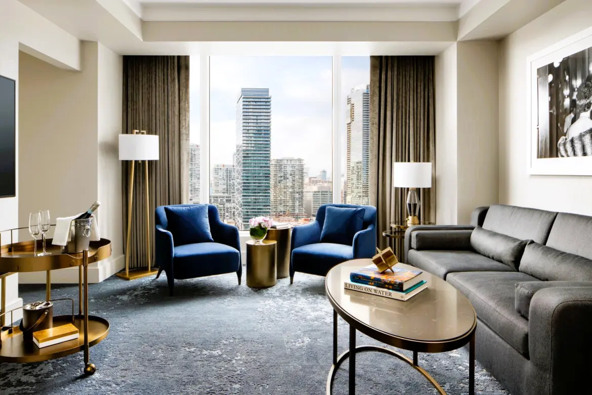 One Bedroom Corner Suite, Ritz Carlton Toronto, Canada