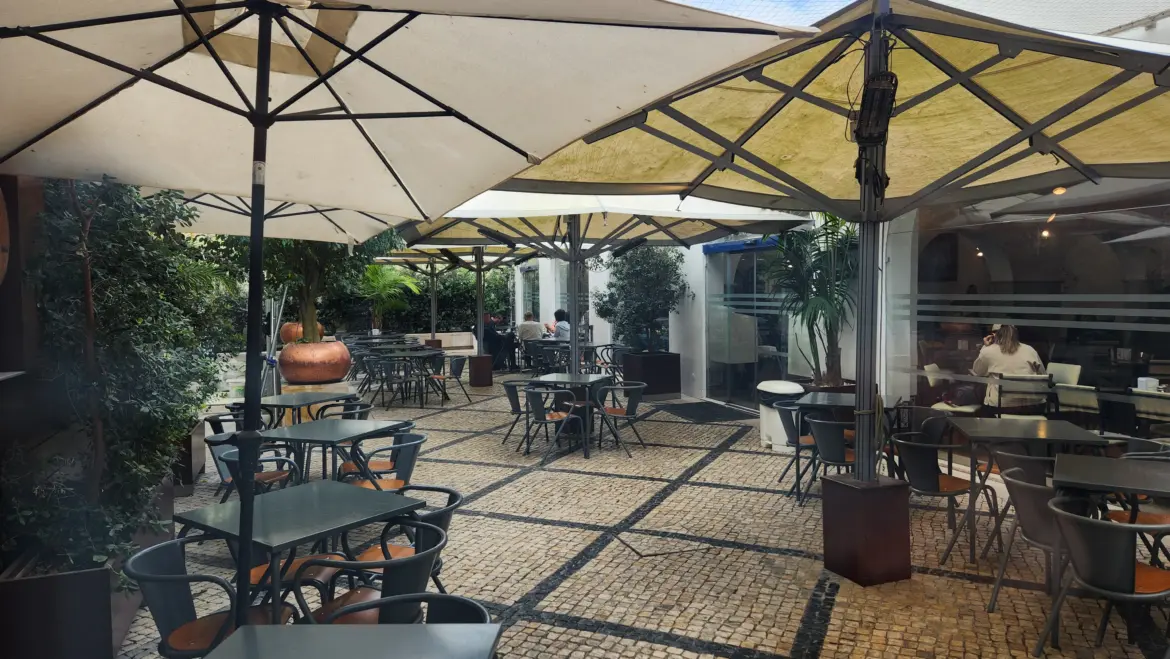 Interior courtyard, Pastéis de Belém, Lisbon, Portugal