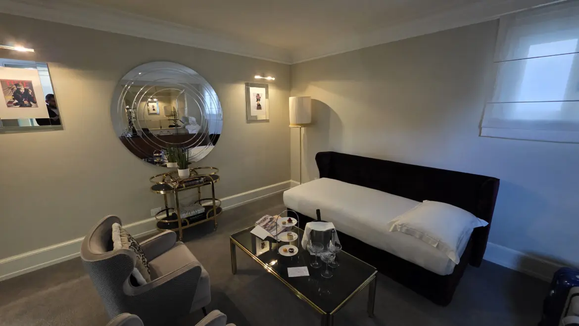 Living Room (with sofa bed), Donizetti Suite, Hotel Maalot, Rome, Italy