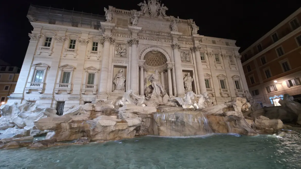 Trevi Fountain, Rome, Italy