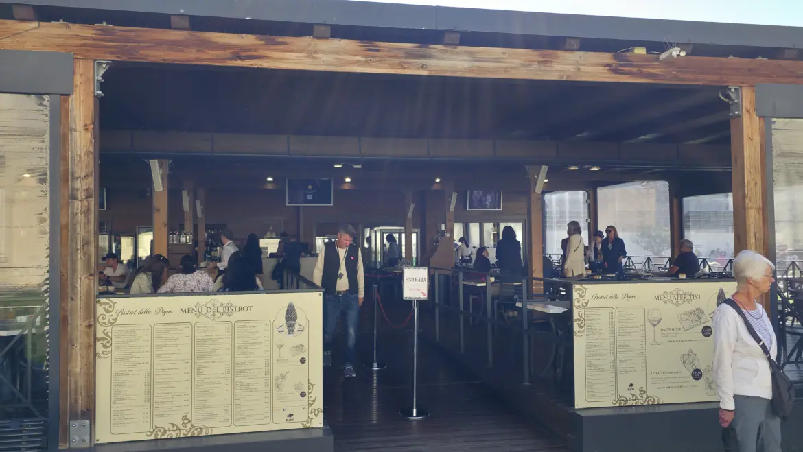 Bistrot della Pigna, Cortile della Pigna, Vatican, Italy