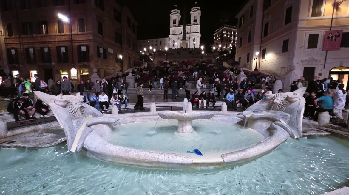 Fontana della Barcaccia in Piazza di Spagna (Spanish Square), Rome, Italy