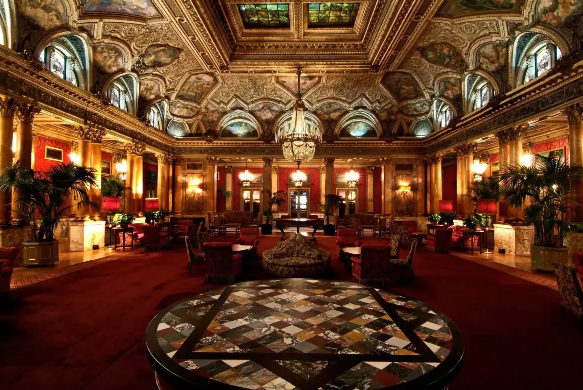 Grand Hotel Plaza, Rome, Italy