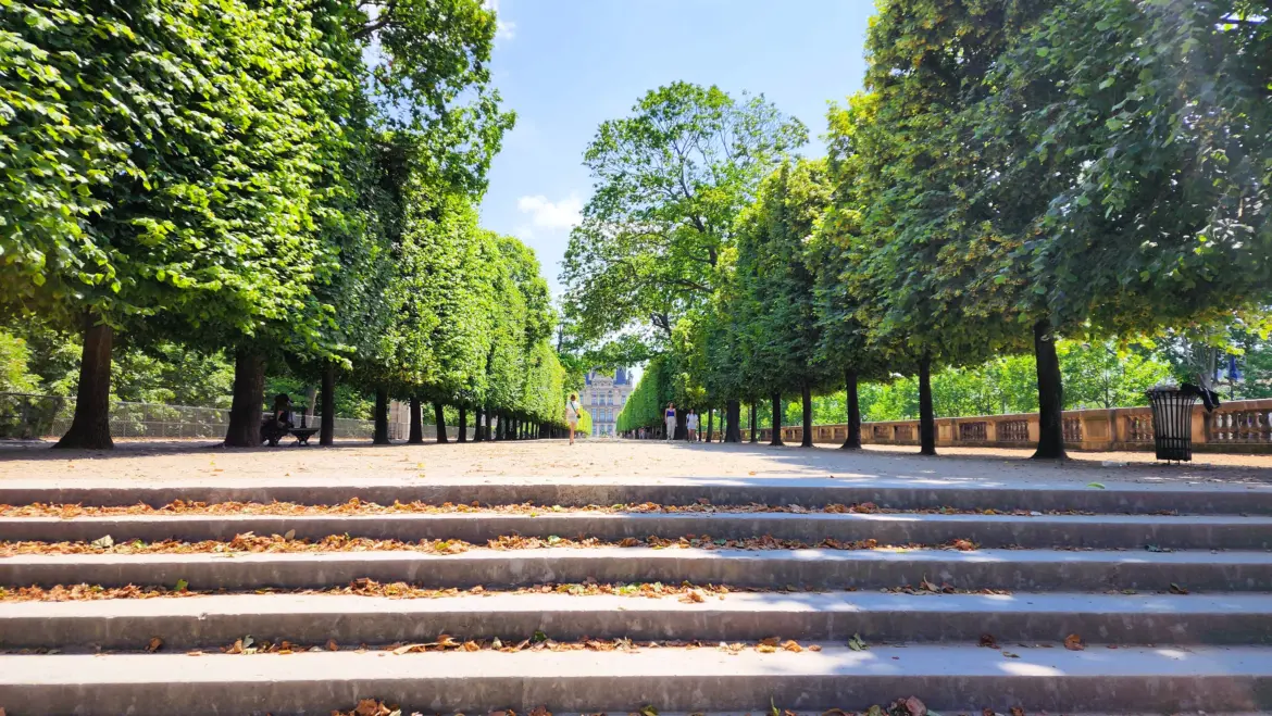 Jardin des Tuileries (Tuileries Garden), Paris, France