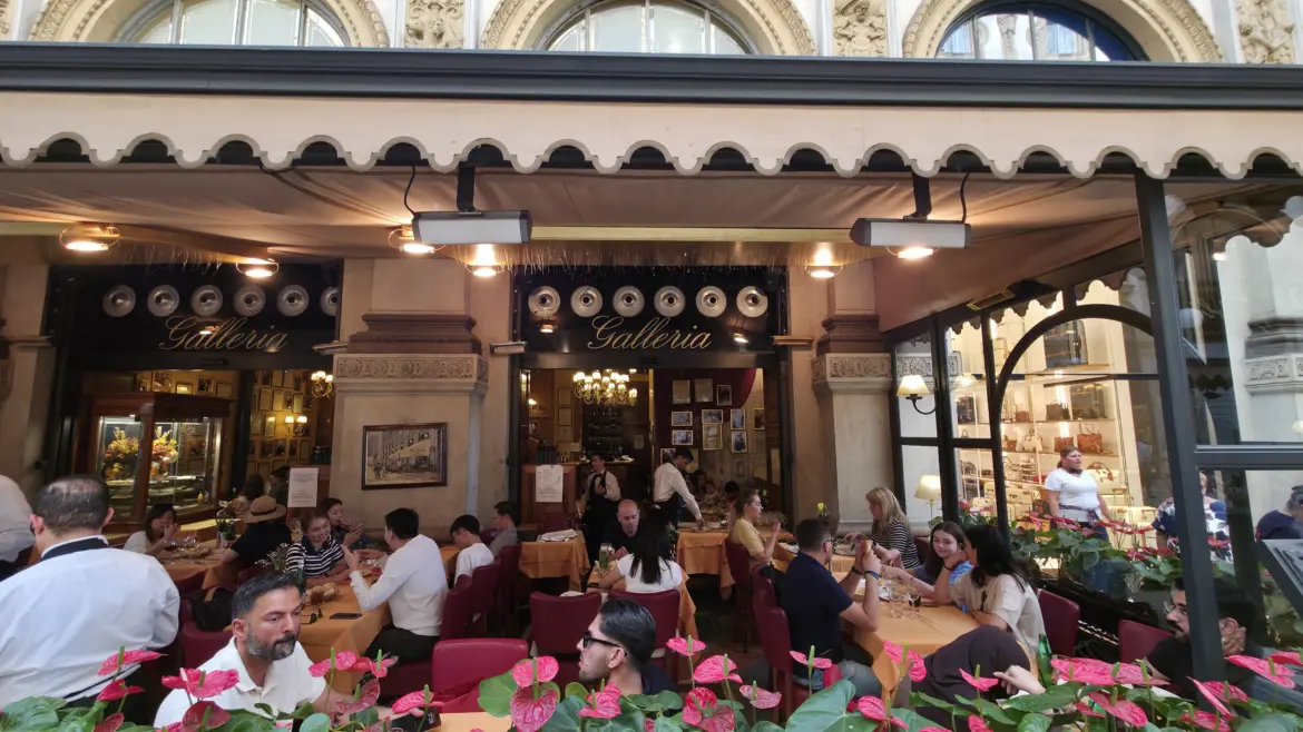 Galleria Café Restaurant & Pizza, Galleria Vittorio Emanuele II, Milan, Italy