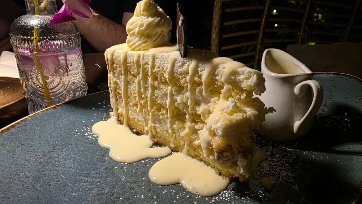 Lemon Italia Cake, The Dome Milano Rooftop, Milan, Italy
