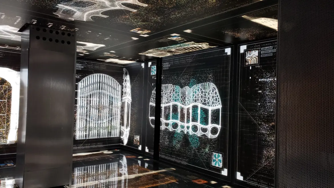 Gaudí Cube, Casa Batlló, Barcelona, Spain