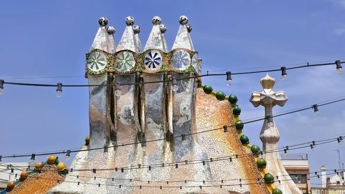 Casa Batlló’s arched roofline, Barcelona, Spain
