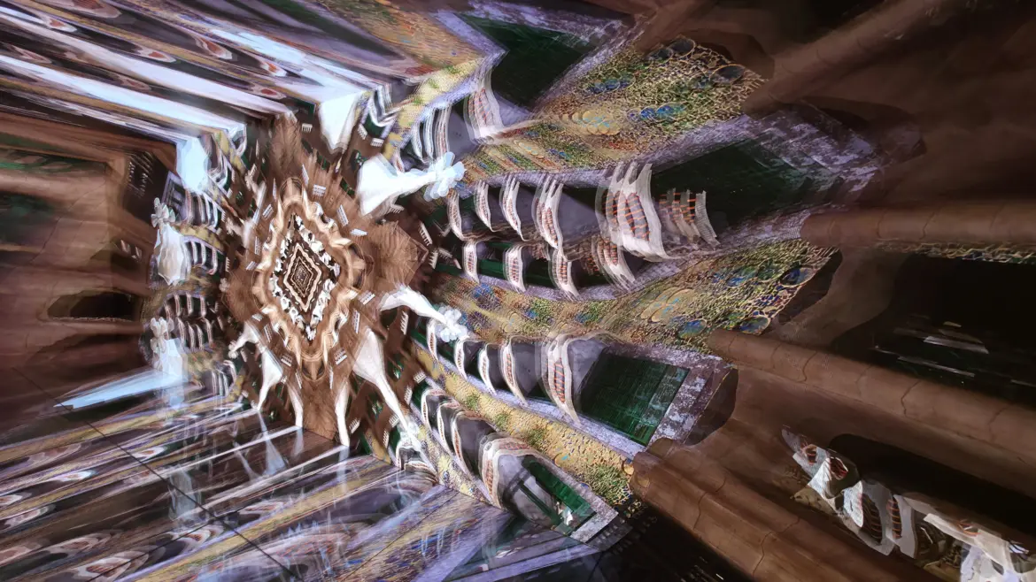 Gaudí Cube, Casa Batlló, Barcelona, Spain