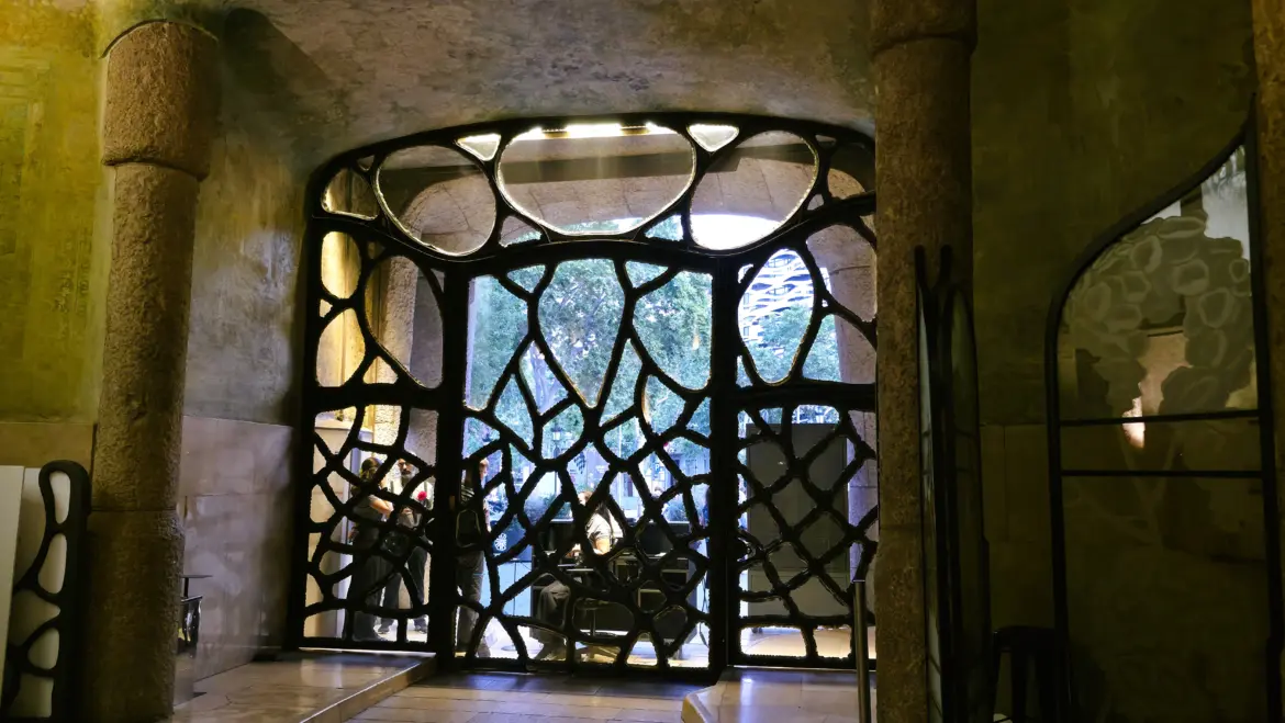 Iron gate, La Pedrera (Casa Milà), Barcelona, Spain