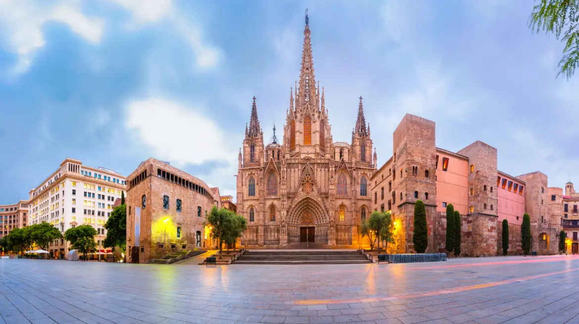 Barcelona Cathedral, Plaça de la Seu, Barcelona, Spain