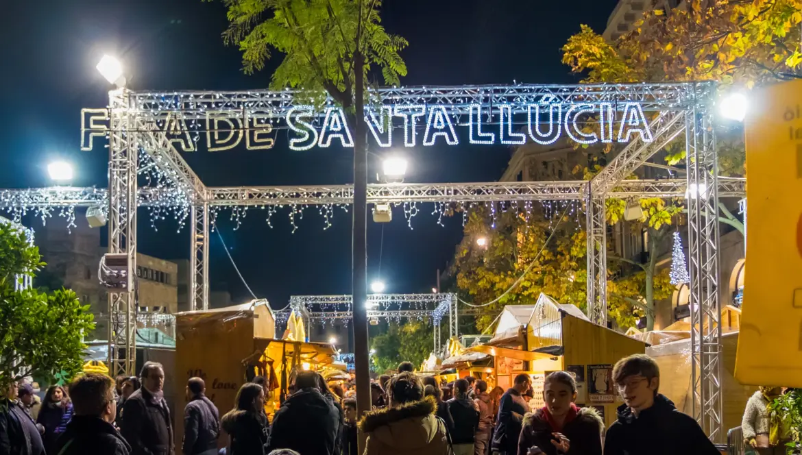 Fira de Santa Llúcia Christmas market, Barcelona, Spain