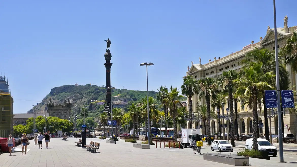 Plaça del Portal de la Pau, Port Vell, Barcelona, Spain
