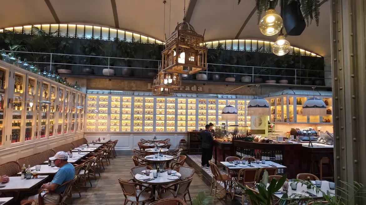 La Parada, El Nacional, Barcelona, Spain