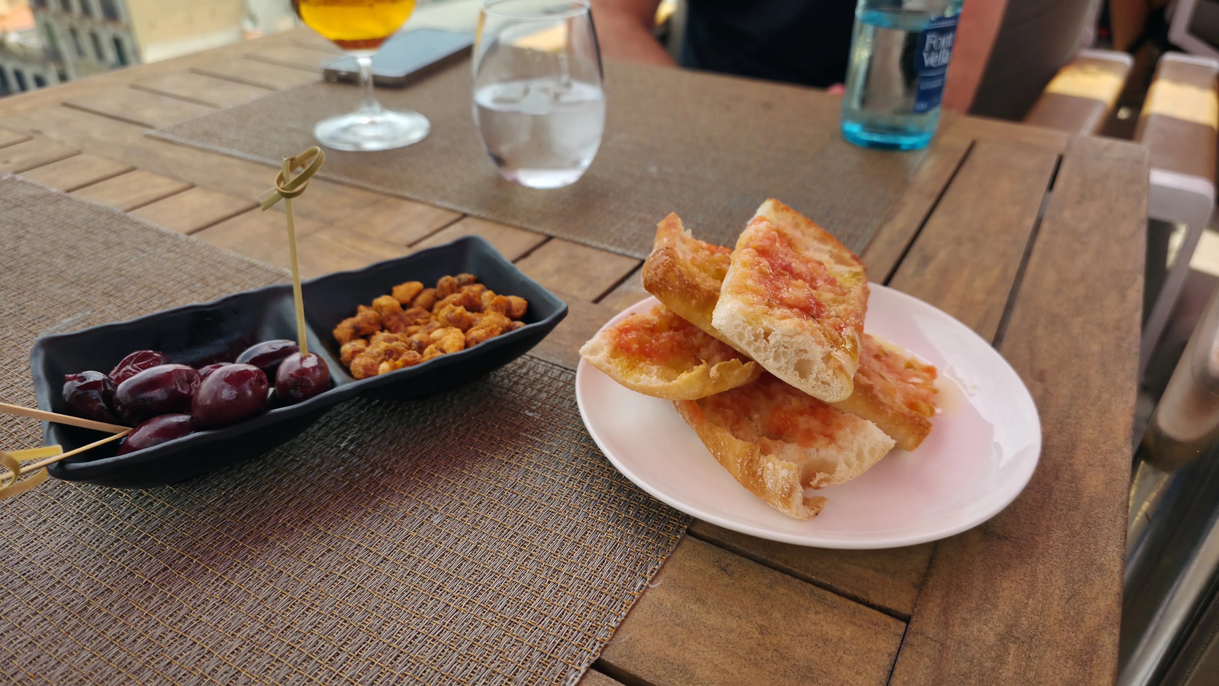 Bread with Tomato, La Dolce Vitae Restaurant & Bar, Majestic Hotel, Barcelona, Spain
