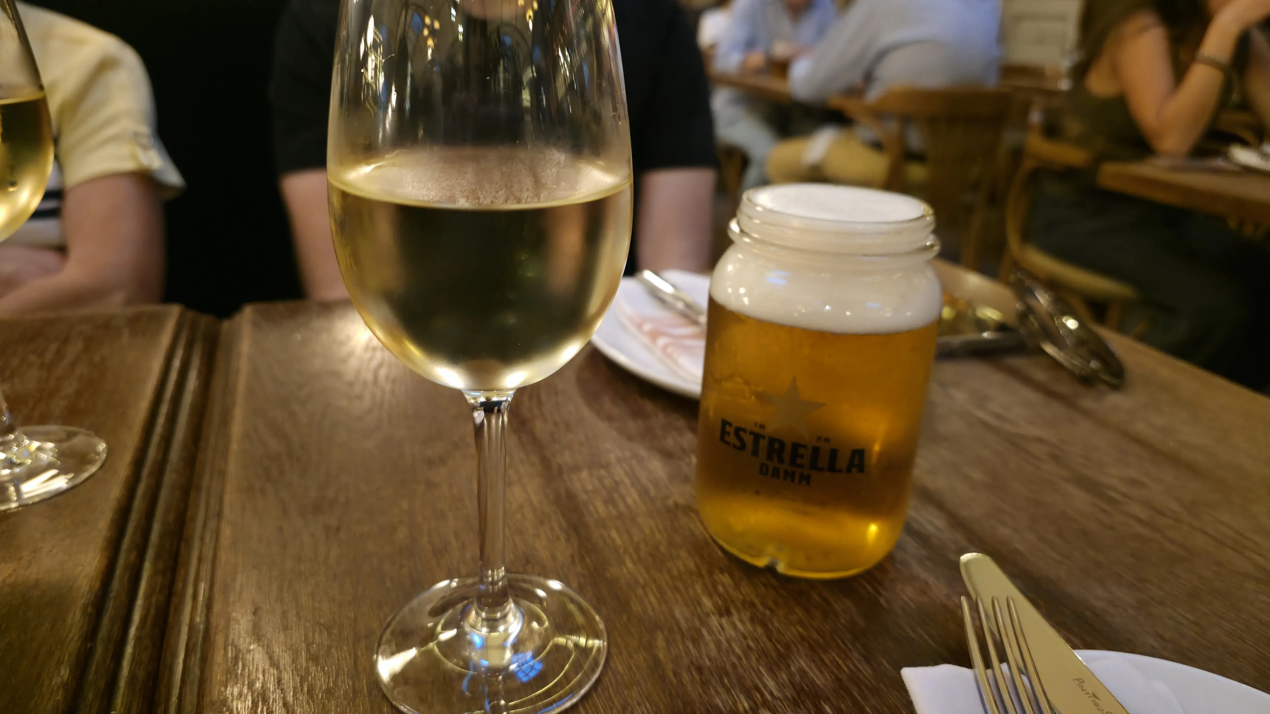 Drinks, La Taperia, El Nacional, Barcelona, Spain
