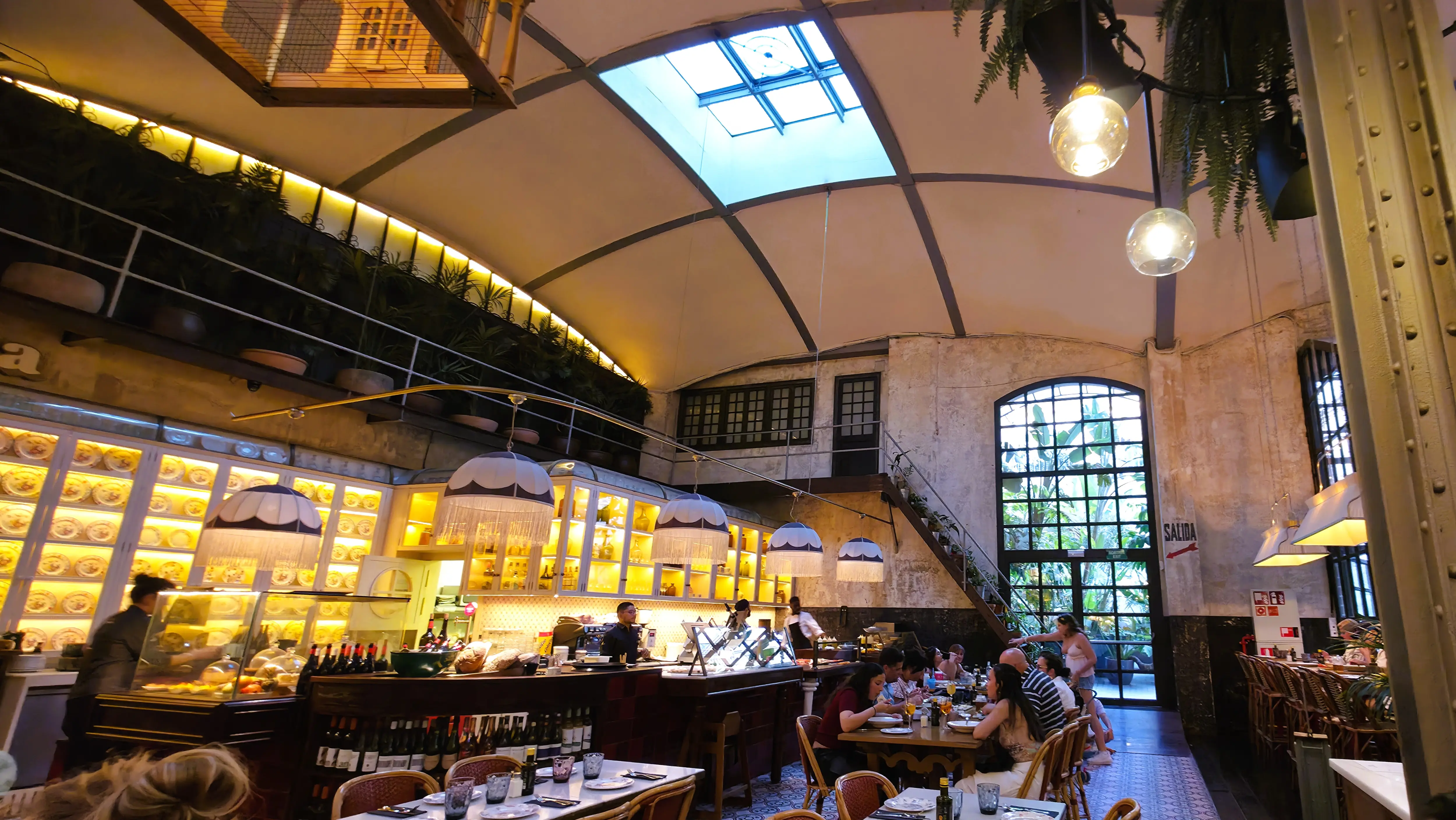La Parada, El Nacional, Barcelona, Spain