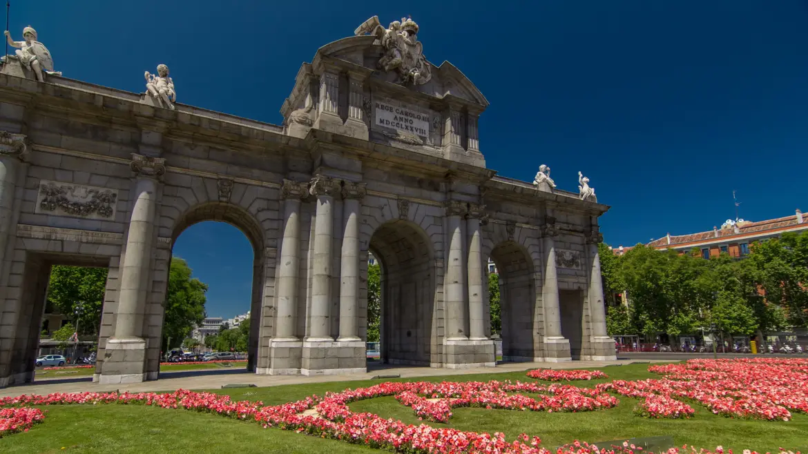 Puerta de Alcalá, Madrid, Spain