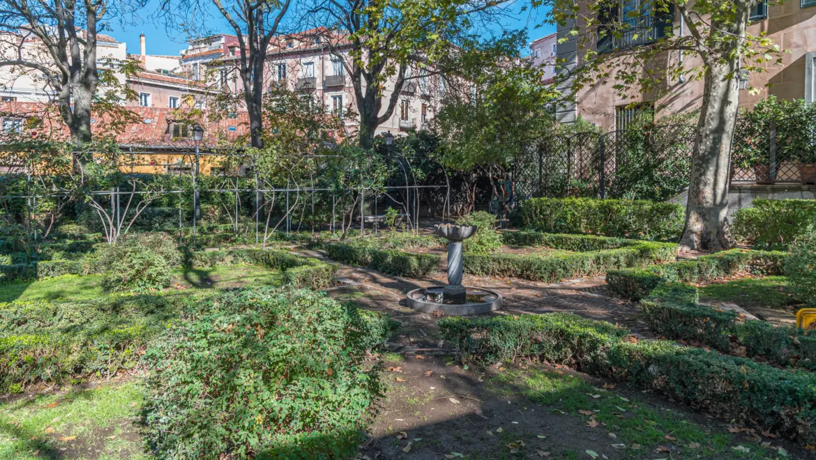 El Jardín del Príncipe de Anglona (The Garden of the Prince of Anglona), Madrid, Spain