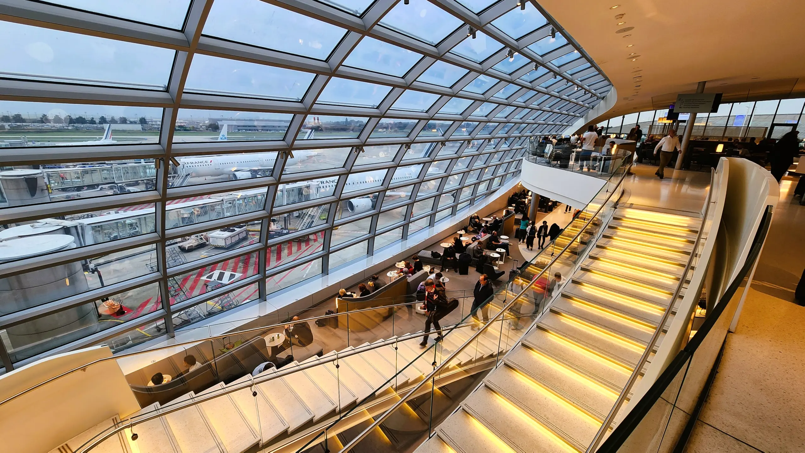 Air France Lounge, Paris Charles de Gaulle (CDG), France