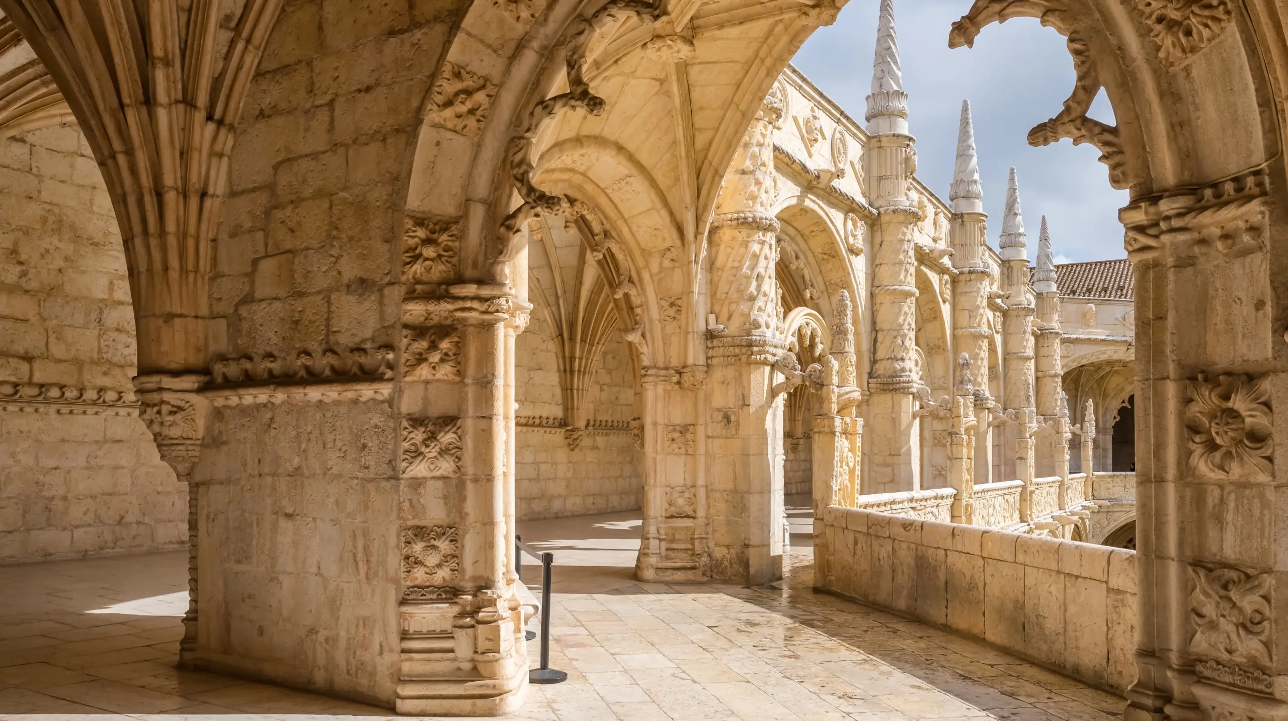 Decorated cloister arches, Jerónimos Monastery, Belém, Lisbon, Portugal