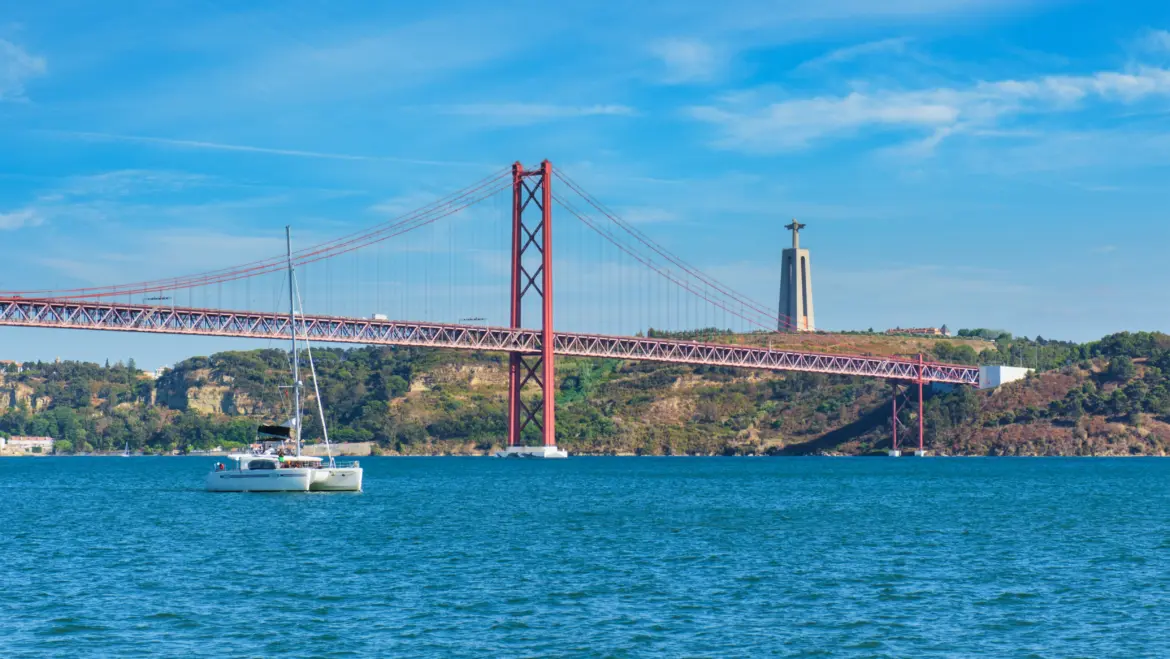 Tagus River (Rio Tejo), Lisbon, Portugal