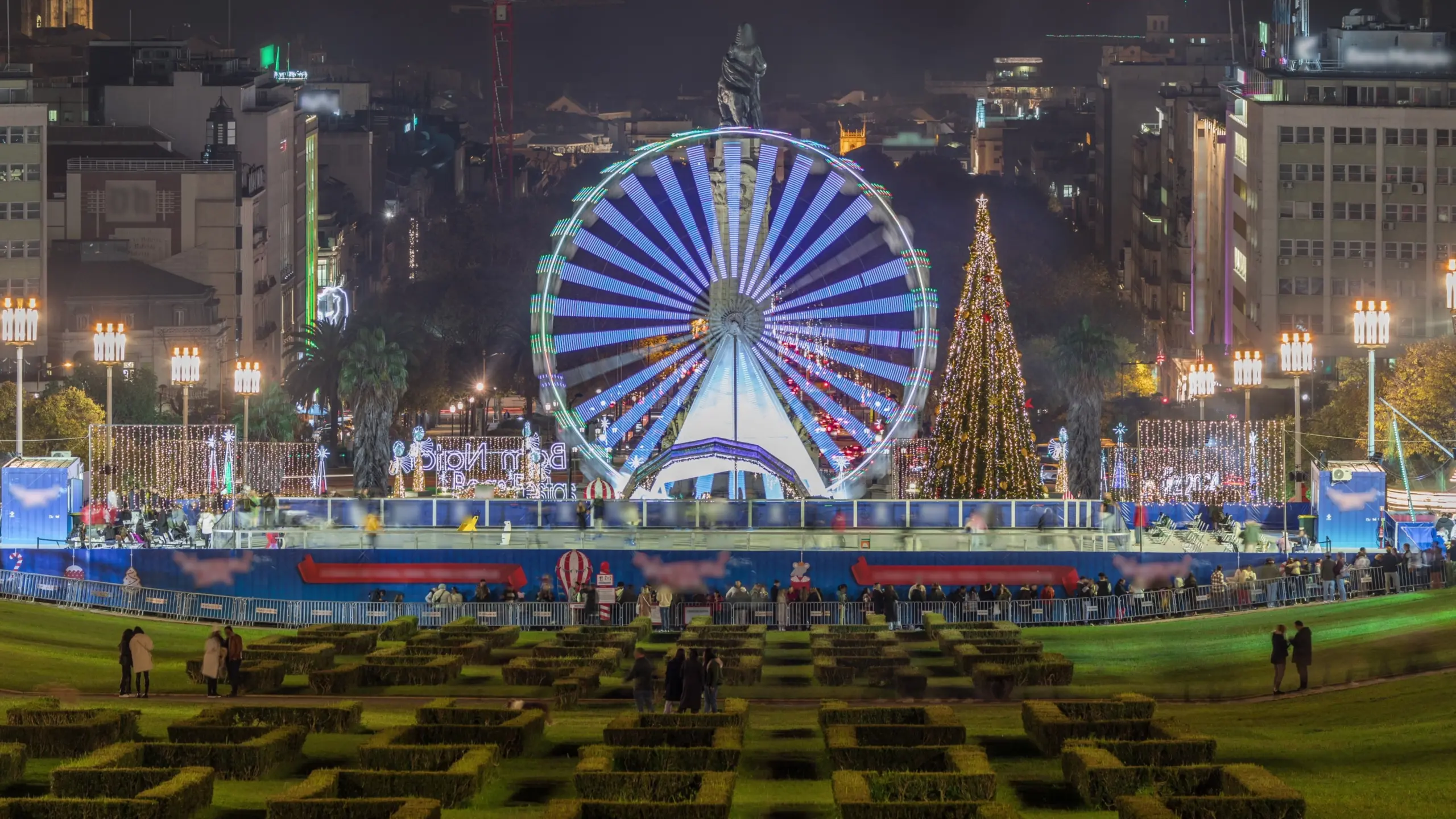 Ferris wheel, Wonderland Lisboa, Lisbon, Portugal