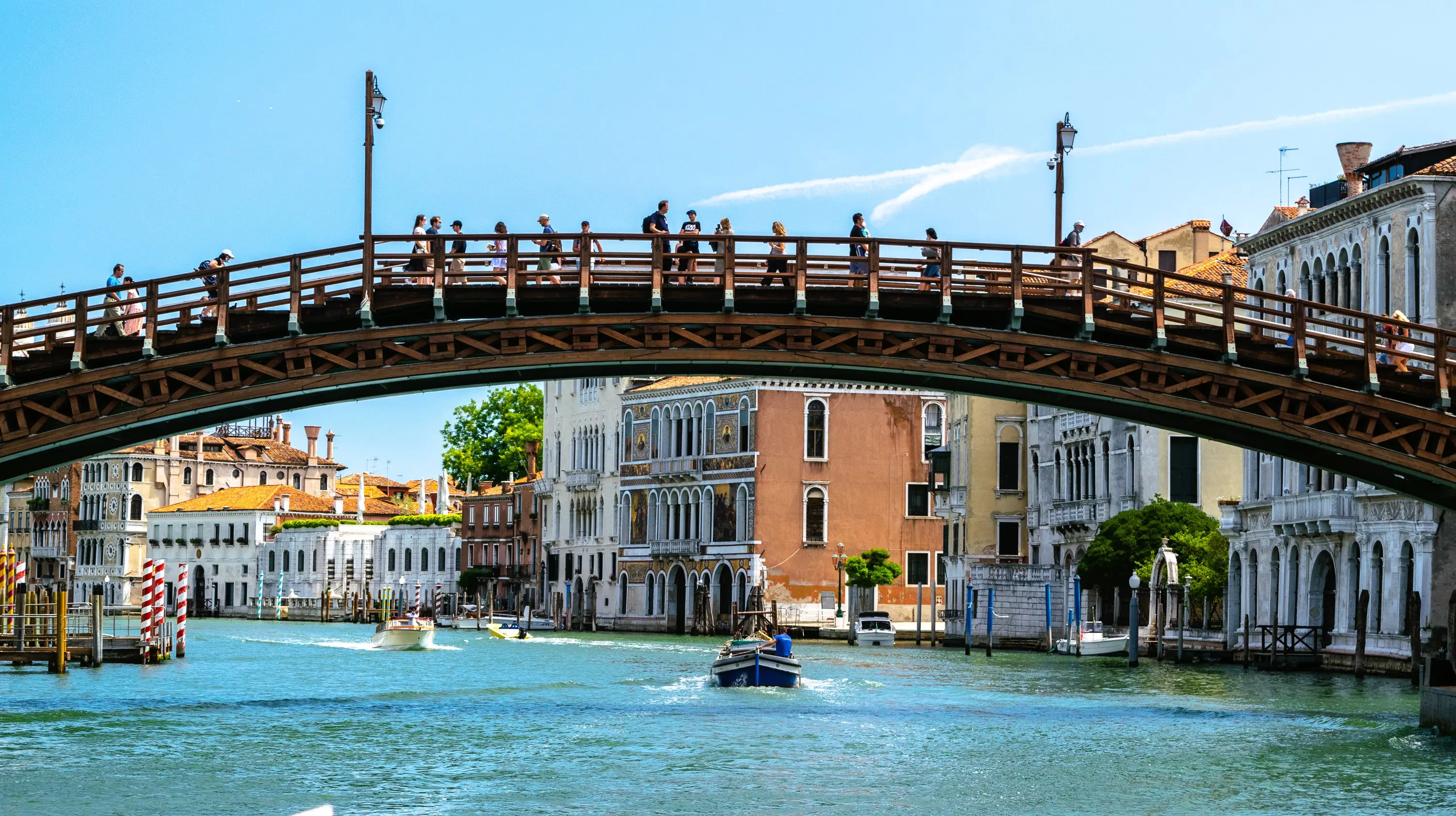 Ponte dell'Accademia Accademia Bridge steel structure clad in wood linking Dorsoduro with San Marco Venice Italy