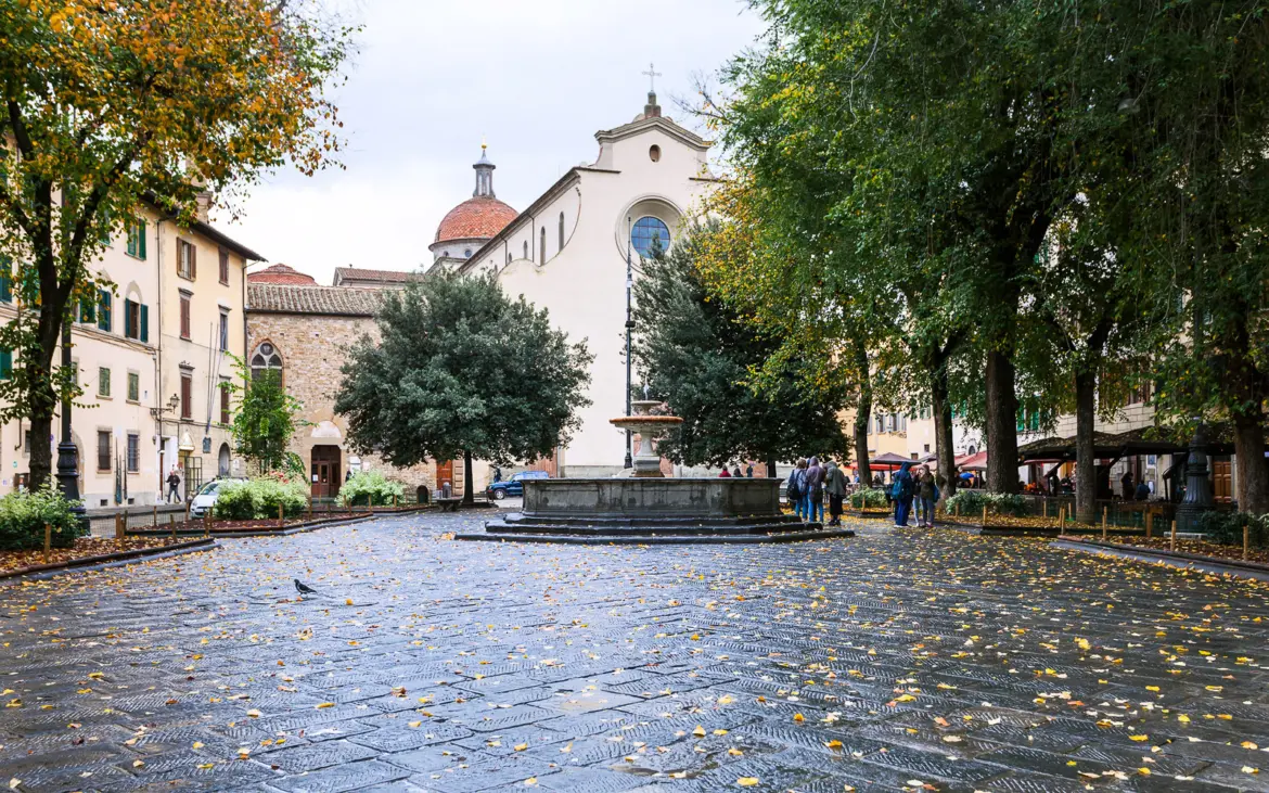 Piazza Santo Spirito in Florence’s Oltrarno district, a lively yet relaxed square lined with cafés and local gathering spots