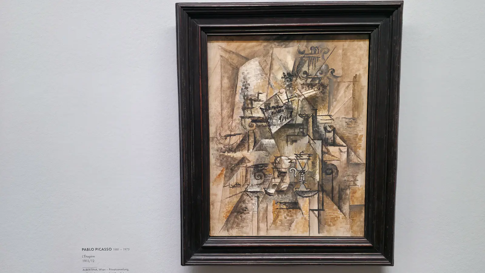 Pablo Picasso's L'Étagère (1911/1912) at the Albertina Museum in Vienna, exploring fragmented forms in early Cubism