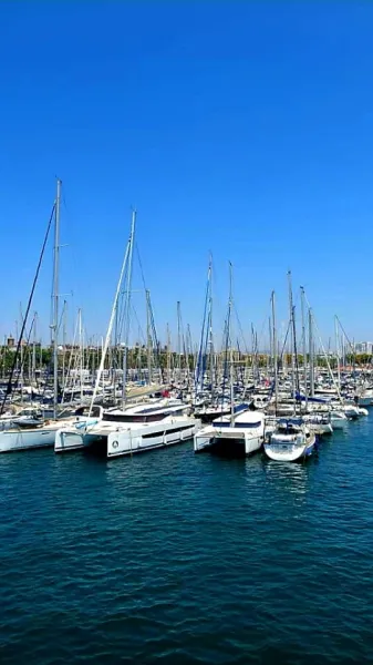 Golden sands. Sun-kissed skin. The scent of the sea and paella dancing through the air. Welcome to Barceloneta, where Barc...